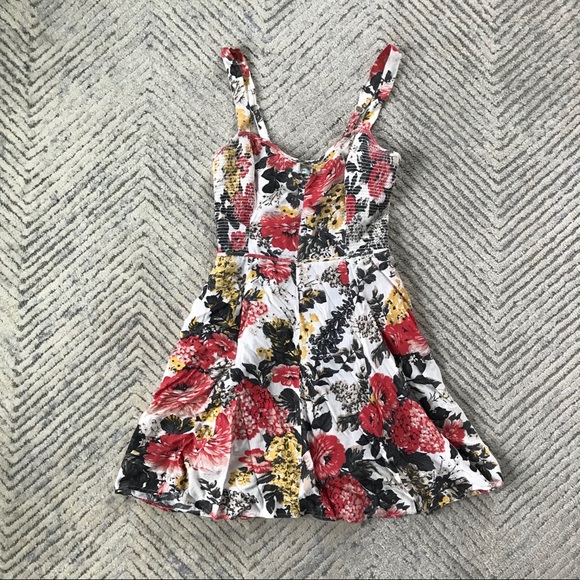 Urban Outfitters Dresses & Skirts - Urban Outfitters Floral Mini Dress